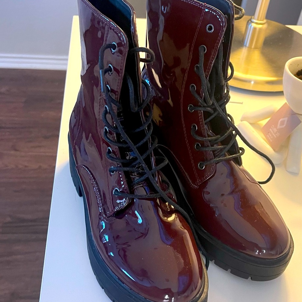 Boots Forever21 women